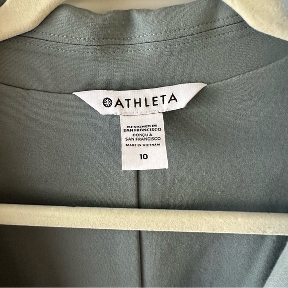 Athleta Women’s Size 10 Eastbound Knit Blazer Blue Grey Athleisure Casual - Picture 11 of 14
